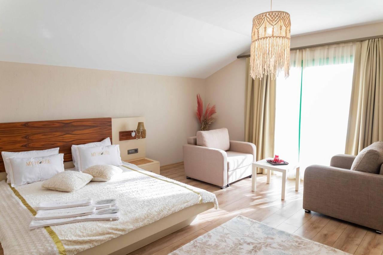 My House Urla Hotel İzmir Buitenkant foto